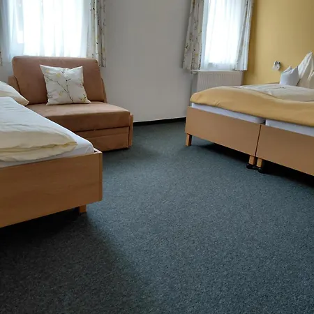 Roseggerhof Penzion 3*