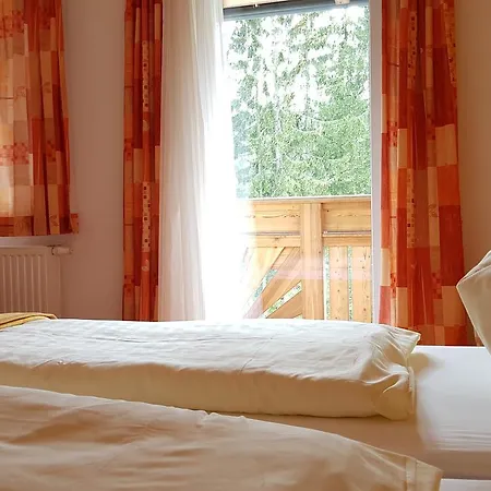 Roseggerhof Penzion 3*