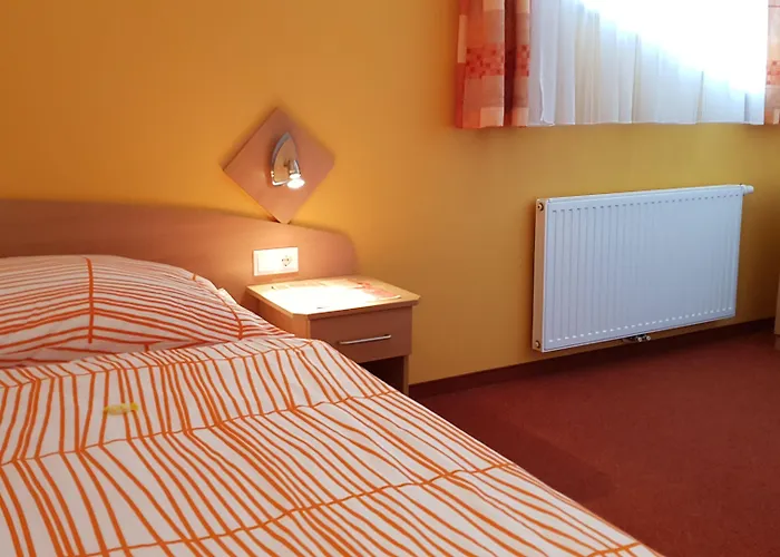 Gæstehus Roseggerhof 3*