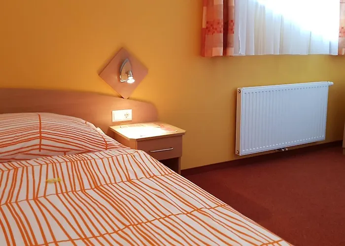 Gæstehus Roseggerhof 3*